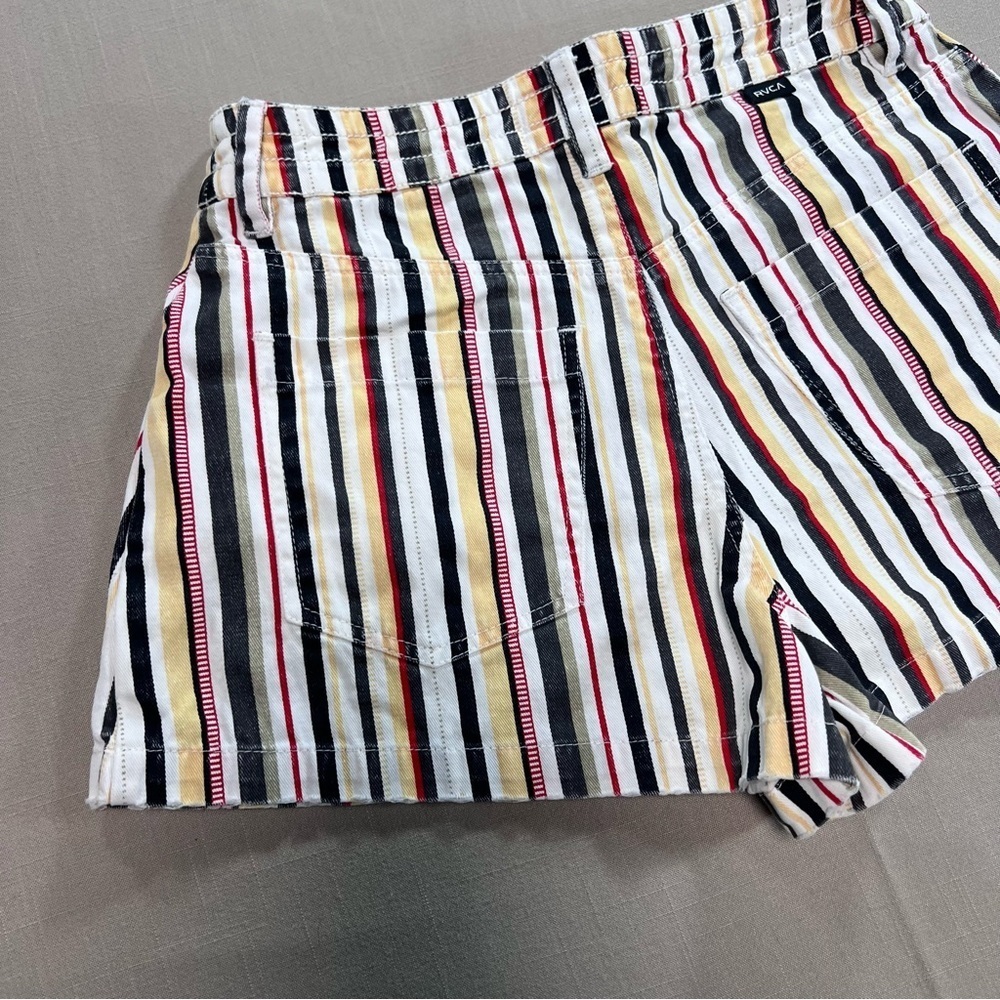 RVCA Chill Wave Striped Shorts Women’s XS | Retro Surf Skate Summer - Picture 9 of 12